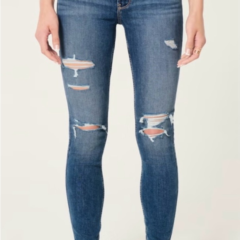 “2 pairs for the price of 1” White House Black Market Ripped Skimmer Jeans
